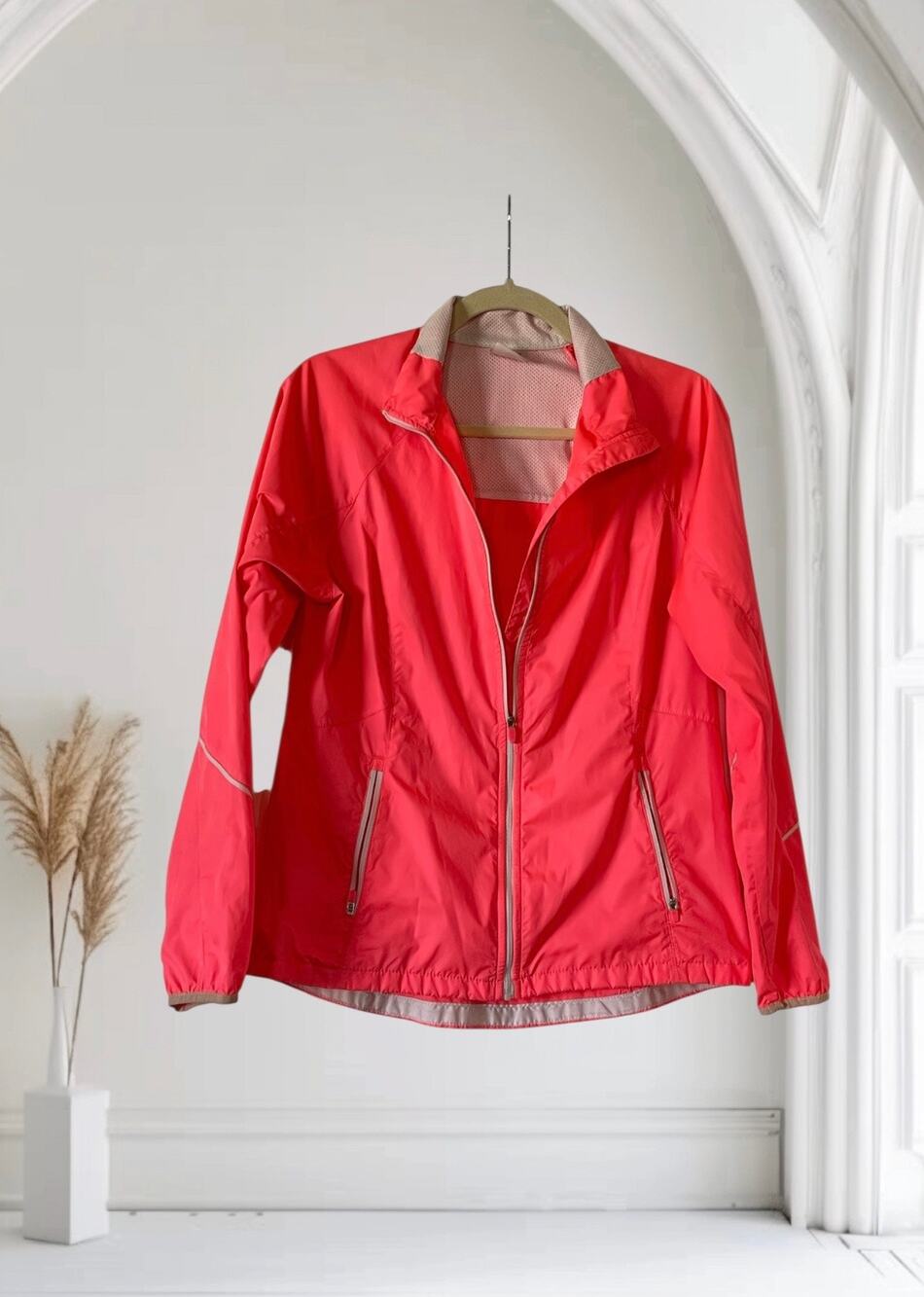 Danskin Now Lightweight Windbreaker Coral Jacket Small